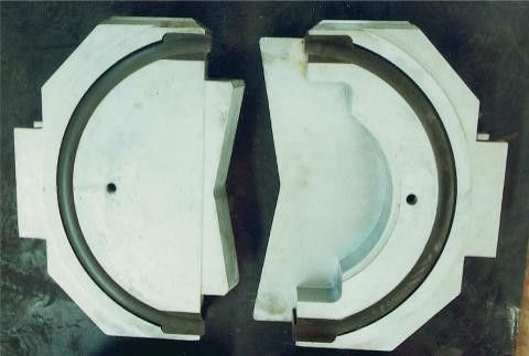 Shear Blind Pipe Ram For Well Drilling Spherical Rubber Hydril Packing Element 7 1/16" 5000 Psi