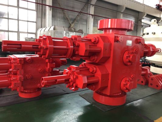 Forged Double Ram Blowout Preventer With Shear Capacity Hydraulic Open And Close